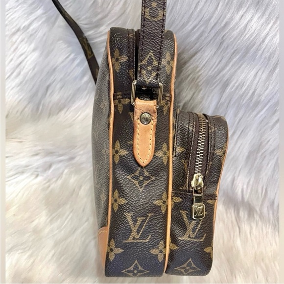 GOOD CONDITION! Authenticated Louis Vuitton Amazon Crossbody Shoulder Bag Purse - Picture 5 of 16